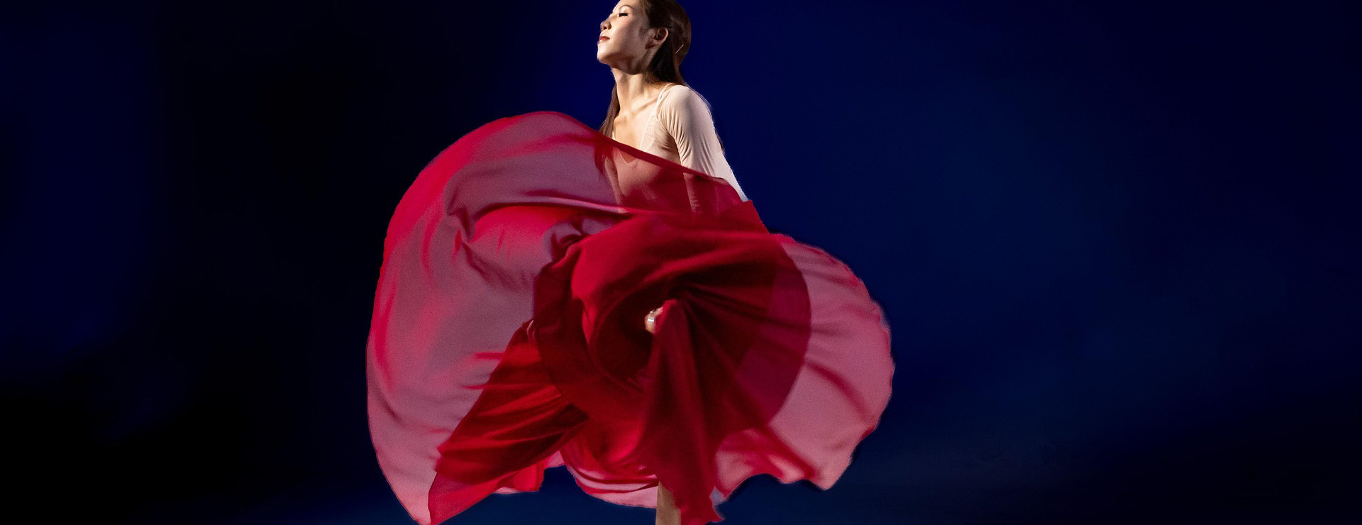 Dance Costumes 1 Dance Costumes -Dance Costumes woman 7634819 1920